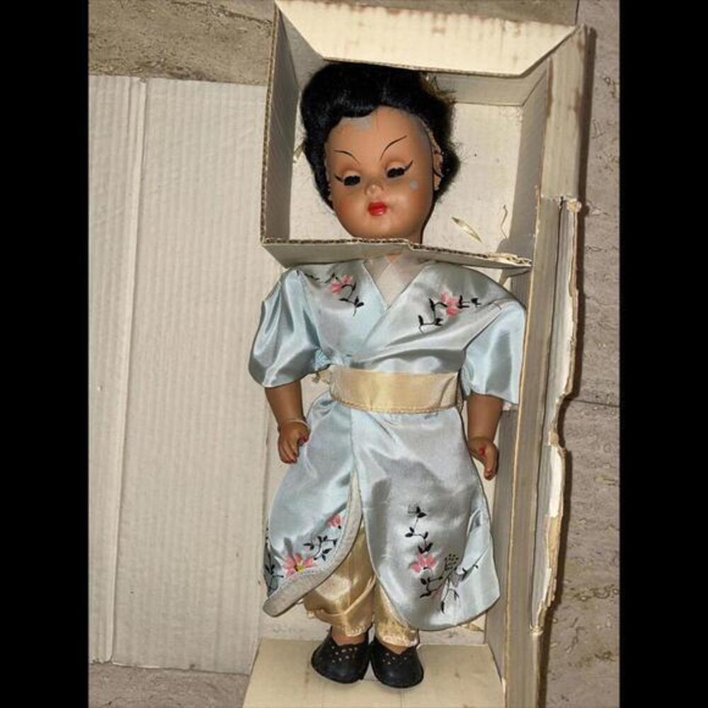 VINTAGE 13” DOLL IN JAPANESE KIMONO ~ RATTI , 1940s? ITALY ORIGINAL BOX TLC